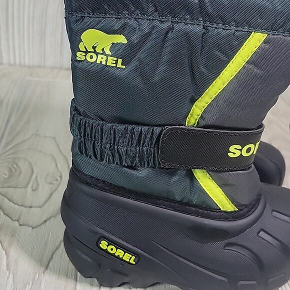 Sorel Flurry Waterproof Insulated Snow Boot Spruce Green Kids Toddler Size 8 NEW - Picture 4 of 12